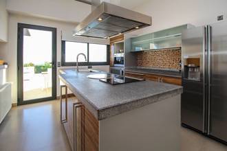 Thumbnail von Villa For Sale in Benahavis, Málaga