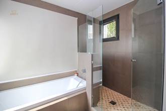Thumbnail von Villa For Sale in Benahavis, Málaga