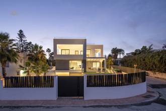 Thumbnail von Villa For Sale in Estepona, Málaga