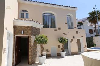 Thumbnail von Villa For Sale in San Pedro de Alcántara, Málaga