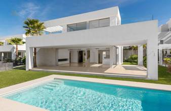 Villa For Sale in Marbella, Málaga