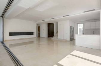 Thumbnail von Villa For Sale in Marbella, Málaga
