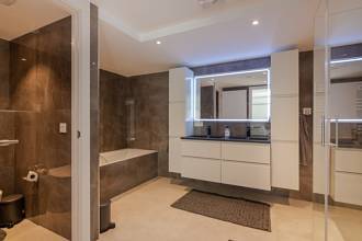Thumbnail von Villa For Sale in Marbella, Málaga