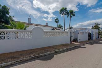 Thumbnail von Villa For Sale in Marbella, Málaga
