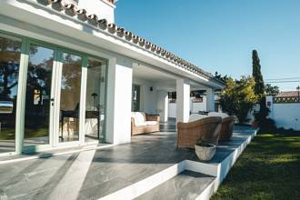Thumbnail von Villa For Sale in el Rosario, Málaga