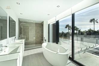 Thumbnail von Villa For Sale in Valle Romano, Málaga