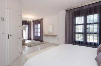 Thumbnail von Villa For Sale in Guadalmina Baja, Málaga