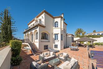 Thumbnail von Villa For Sale in Estepona, Málaga