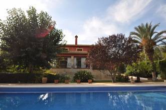 Villa For Sale in Alicante City