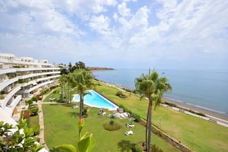 Apartment For Sale in New Golden Mile, Málaga