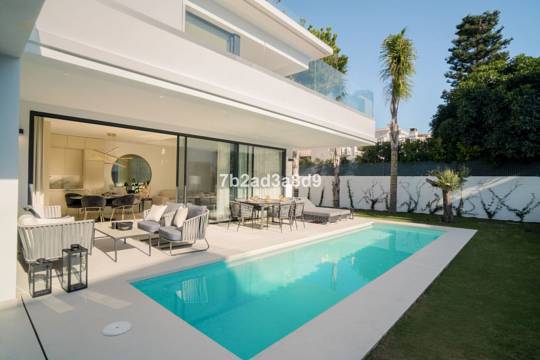  The Golden Mile Villa ES135615