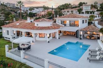 Thumbnail von Estepona Villa ES135111