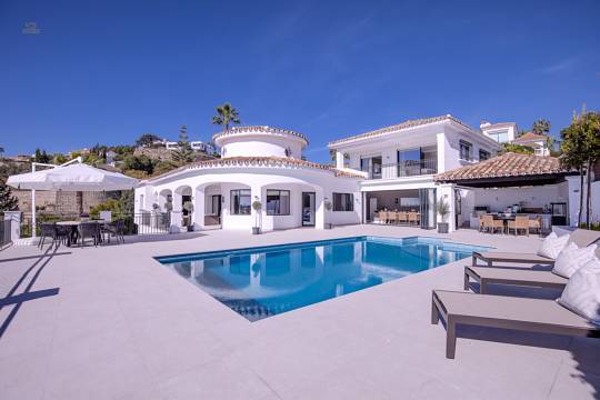  Estepona Villa ES135111