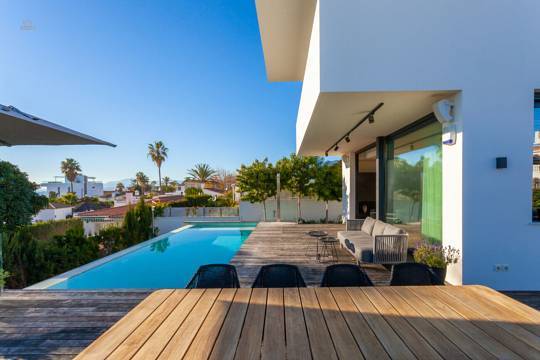  Costabella Villa ES134529