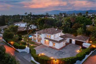  Marbella Villa ES133989