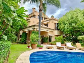  Marbella Villa ES133695