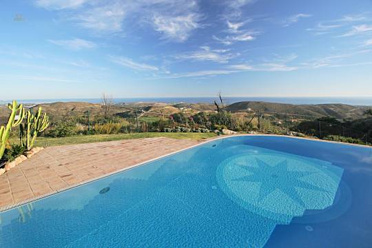  Benahavís Villa ES131557