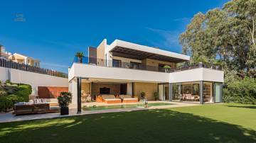  Marbella Villa ES130748