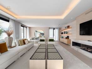 Thumbnail von Estepona Villa ES130002