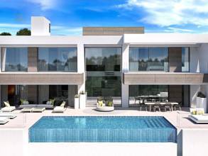  Estepona Villa ES130002