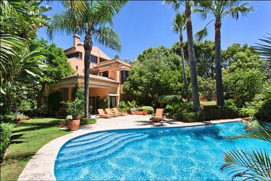  The Golden Mile Villa ES126401