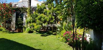 Thumbnail von Villa For Sale in New Golden Mile, Málaga