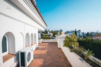 Thumbnail von Villa For Sale in Benalmadena, Málaga