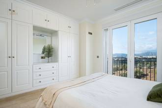 Thumbnail von Villa For Sale in Sierrezuela, Málaga