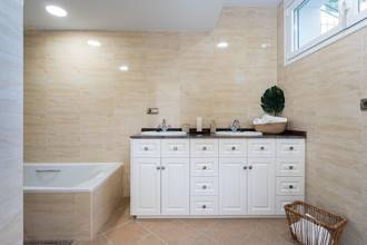 Thumbnail von Villa For Sale in Sierrezuela, Málaga