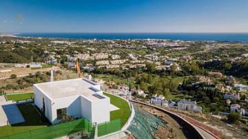 Thumbnail von Apartment For Sale in Benahavis, Málaga
