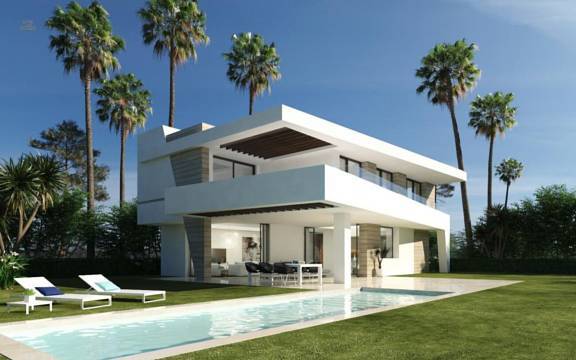 Villa For Sale in New Golden Mile, Málaga 