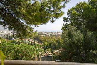 Thumbnail von Villa For Sale in Torremolinos, Málaga