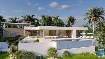 Villa For Sale in Elviria, Málaga