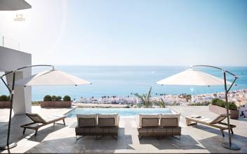Thumbnail von Villa For Sale in LA Duquesa, Málaga