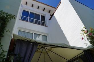 Luxus-Haus in Selwo R2859077