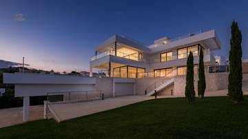  Nueva Andalucía Villa ES134481