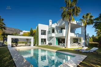  Marbella Villa ES133961