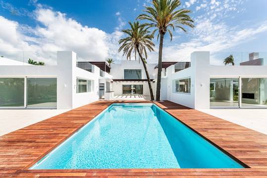  Marbella Villa ES133596
