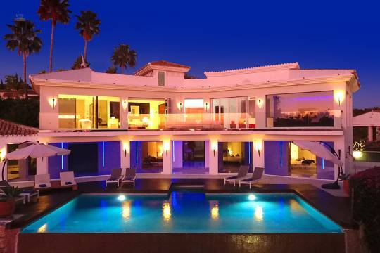  Marbella Villa ES133076