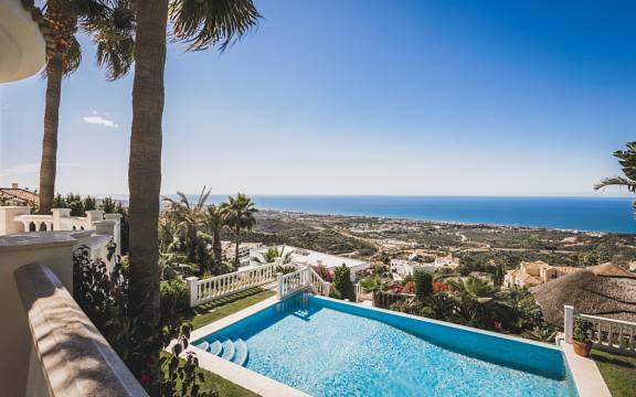  Marbella Villa ES132194