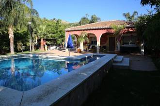 Villa For Sale in Coin, Málaga
