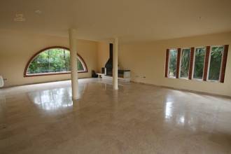 Thumbnail von Villa For Sale in Sierrezuela, Málaga