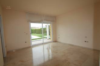 Thumbnail von Villa For Sale in Sierrezuela, Málaga