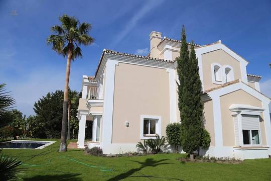  Selwo Villa ES91420