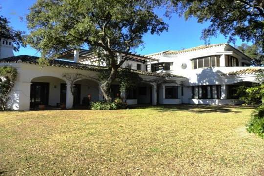 Luxus-Villa in San Roque R2839370