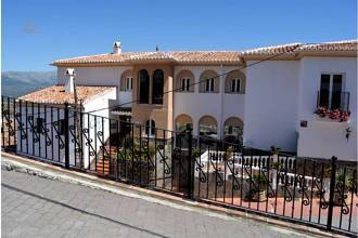 Commercial Property For Sale Los Romanos, Málaga