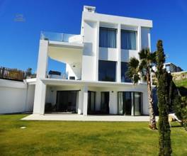 Luxus-Villa in Manilva R2834561