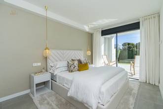 Thumbnail von Villa For Sale in Puerto Cabopino, Málaga