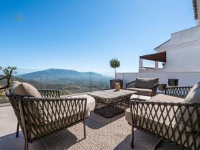 Thumbnail von Villa For Sale in La Mairena, Málaga
