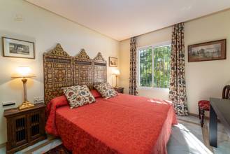 Thumbnail von Villa For Sale in El Paraiso, Málaga